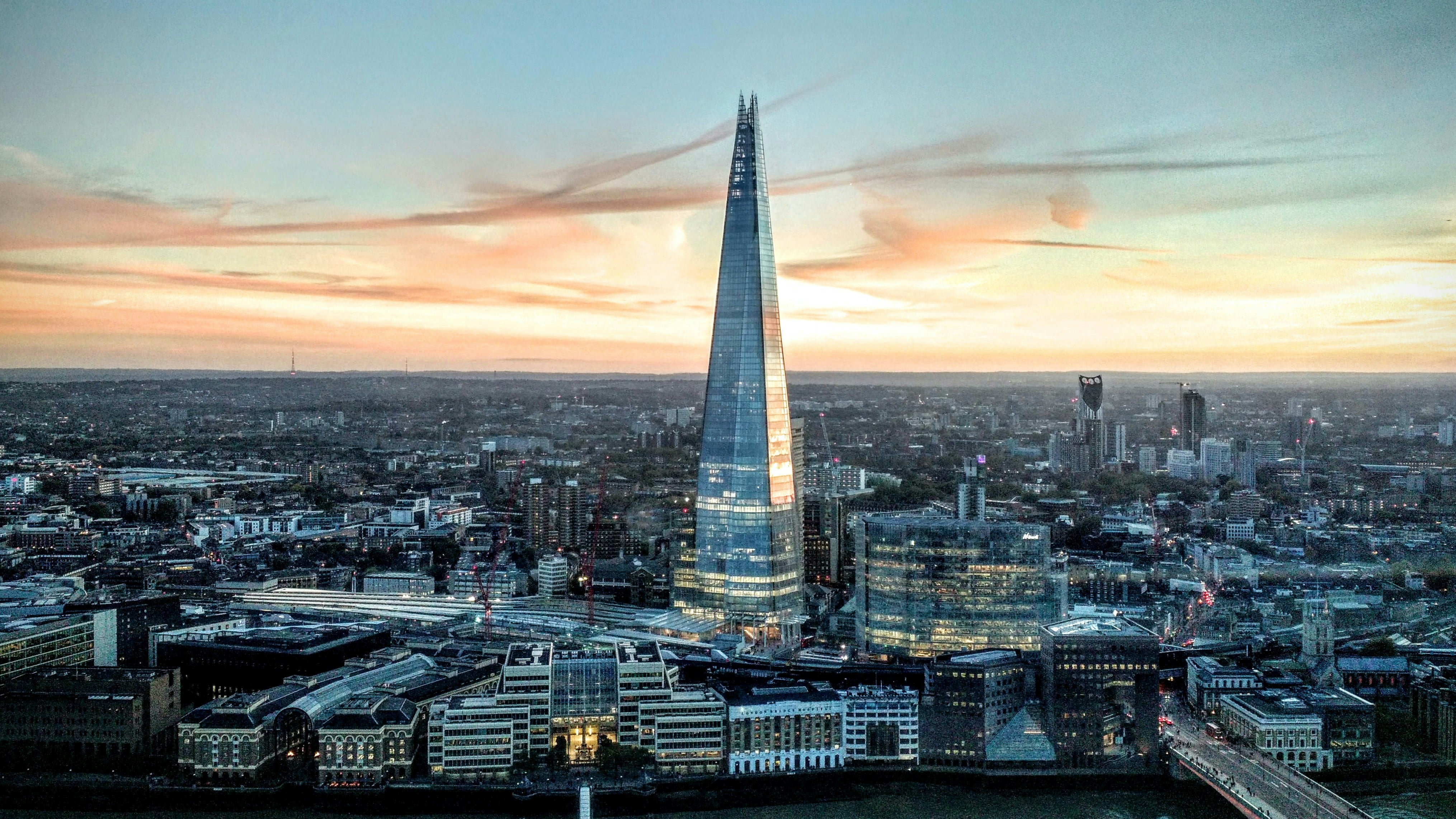 An image of the shard, which you will pass on the London Landmarks half marathon route