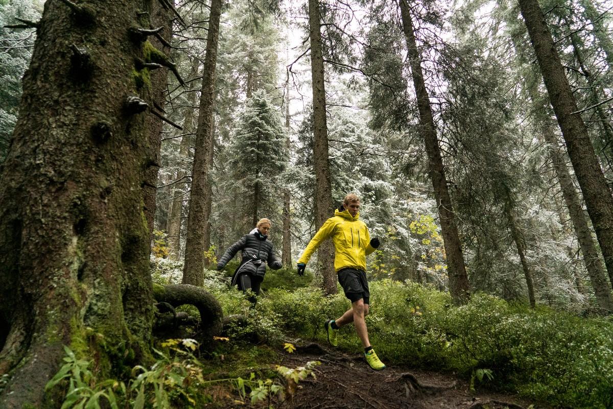 People trail running in shorts